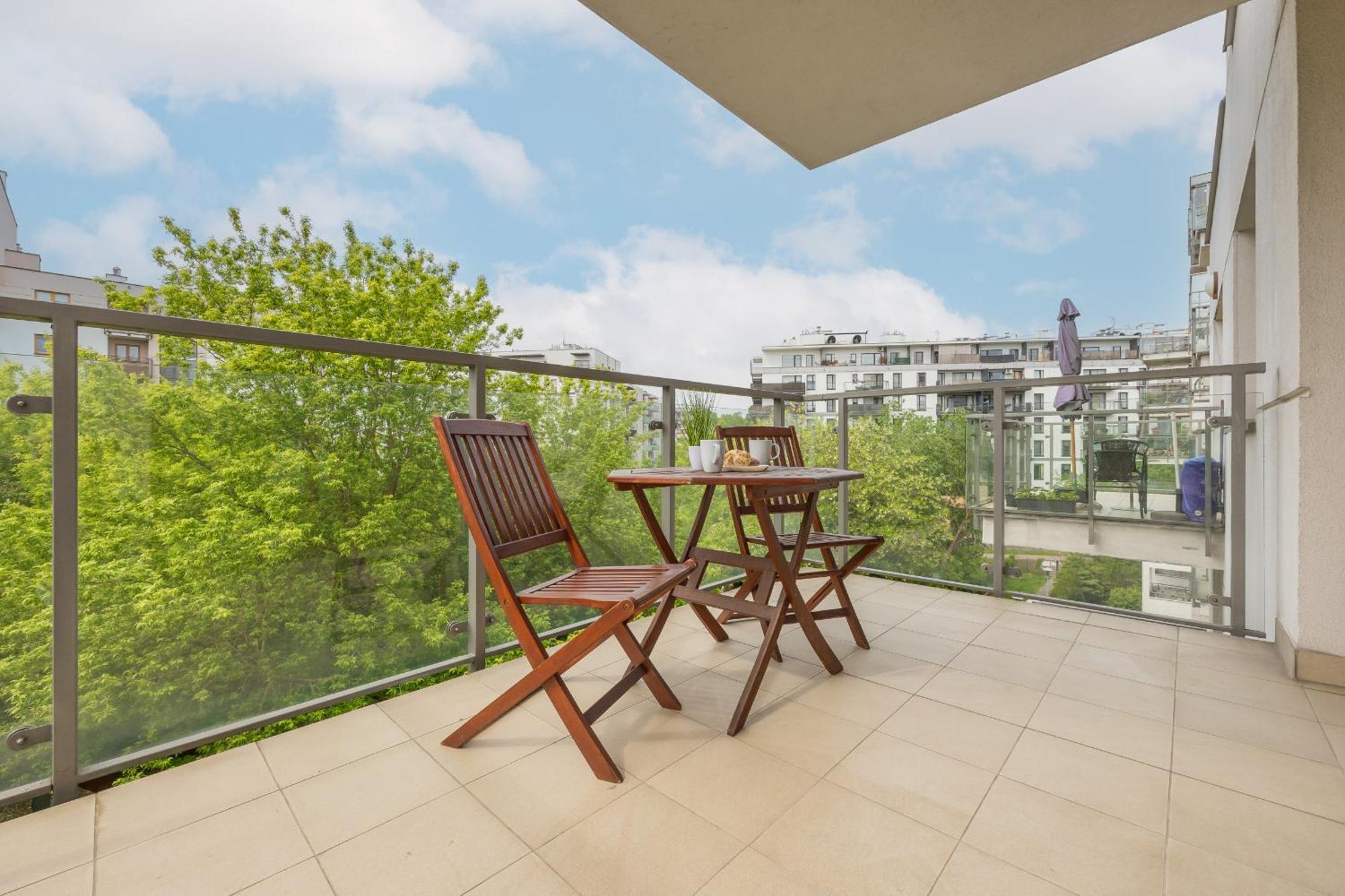 ורשה City Apartment With Parking Near Metro Mlociny By Noclegi Renters מראה חיצוני תמונה
